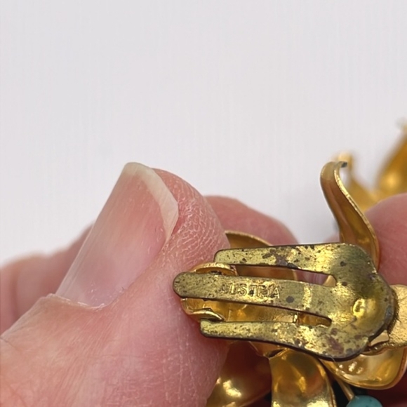 Vintage Austria Enamel Lily Flower Brooch Clip-on Earrings Set Rare - Picture 7 of 9